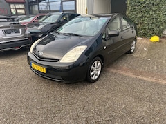 Toyota Prius - 1.5 VVT-i