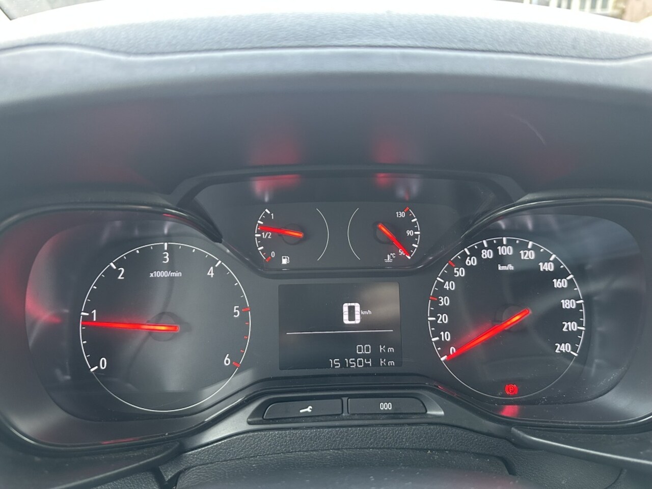 Opel Combo - 1.6D L1H1 Edition+ Navi/Carplay/PDC