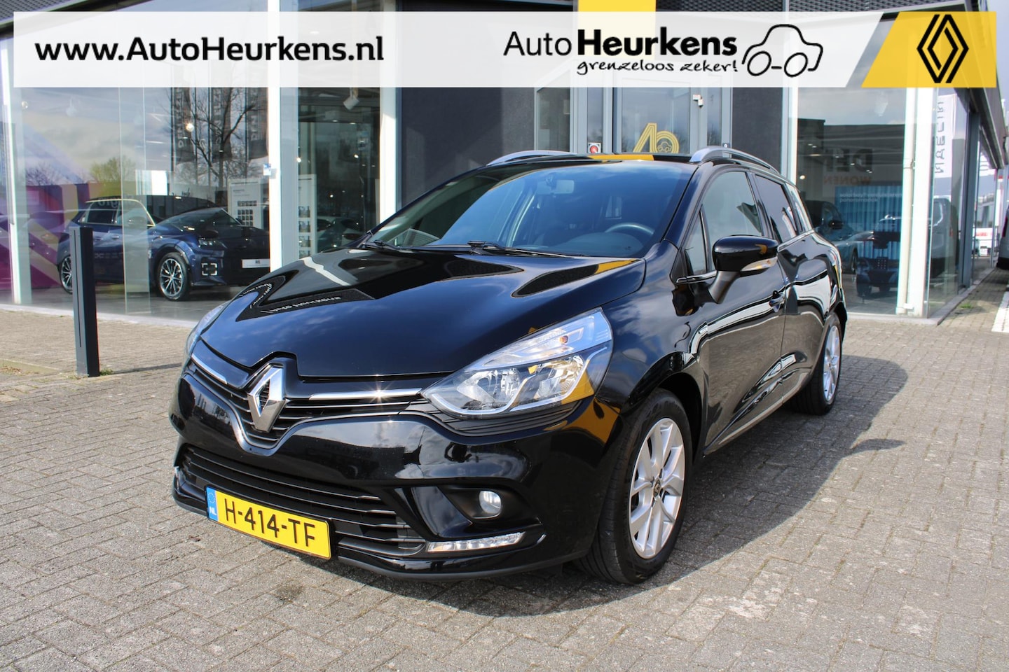 Renault Clio Estate - TCe 90 Limited l Origineel Nederlands l DAB l NAVI l Parkeersensoren - AutoWereld.nl