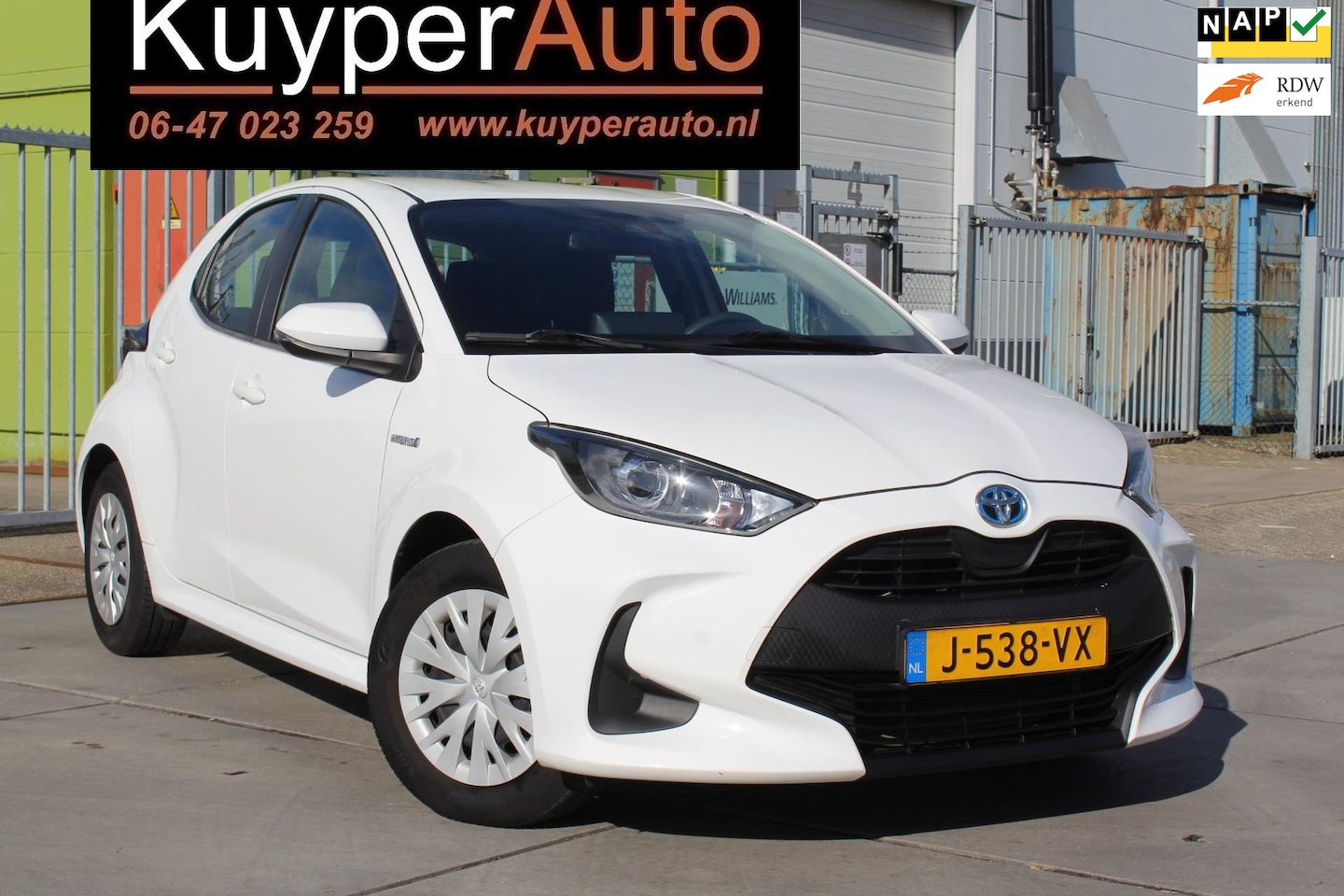 Toyota Yaris - 1.5 Hybrid Comfort NW MODEL 1e eig NAP - AutoWereld.nl