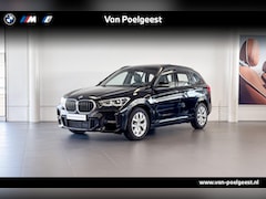 BMW X1 - sDrive20i Business Edition Plus | M Sport | Glazen Panoramadak | Stoelverwarming | Trekhaa