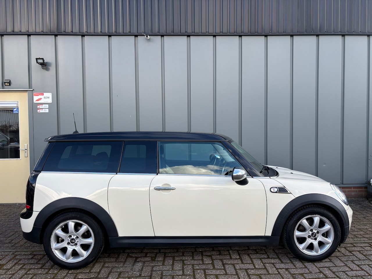 MINI Clubman - Mini 1.6 Cooper AIRCO//CRUISE//NAVI//ELEC.RAMEN//CLUBMAN//AUTOMAAT//LPG