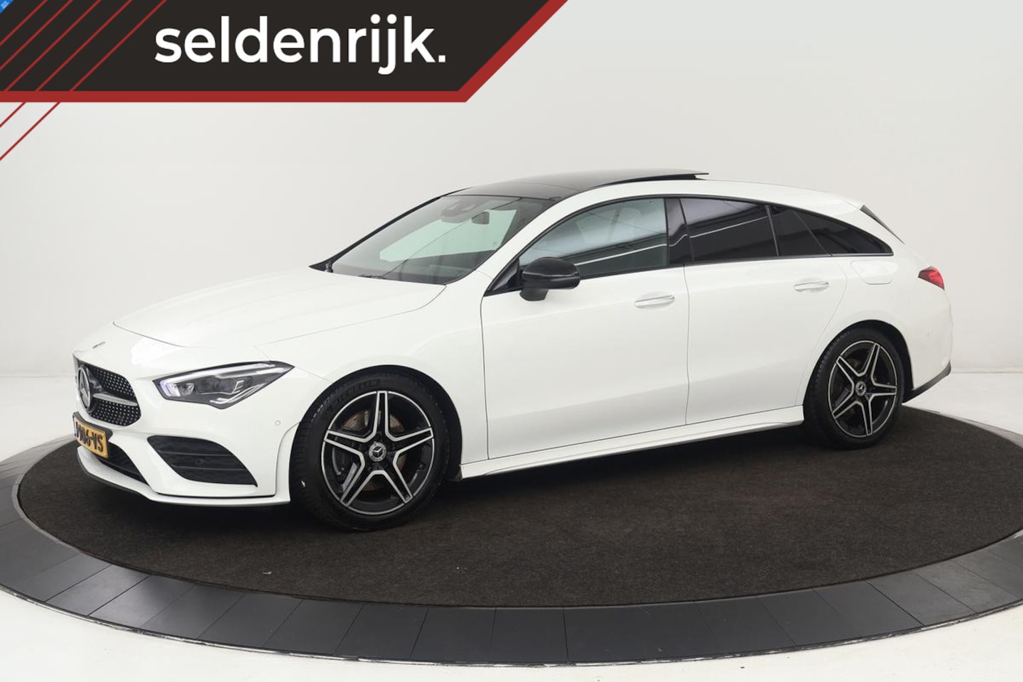 Mercedes-Benz CLA-klasse Shooting Brake - 200 AMG | Panoramadak | Carplay | Trekhaak | Matrix LED | Stoelverwarming | Keyless | Memo - AutoWereld.nl