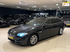 BMW 5-serie Touring - 518d High Executive Panorama Leder Camera