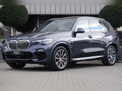 BMW X5 - xDrive45e High Executive M Sport Skylounge PANO ACC HUD Harman Kardon 4Wielsturing