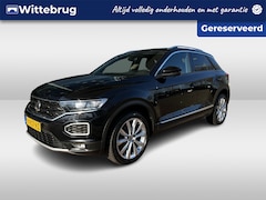 Volkswagen T-Roc - 1.5 TSI Sport / DSG/ Metallic/ Digitale Cockpit/ Luxe Sport. Int./ Camera/ Clima/ Navi/ Pa