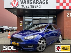 Ford Focus - 1.5 ST-Line // NAVI // AIRCO // CAMERA // CRUISE // APPLE CARPLAY /