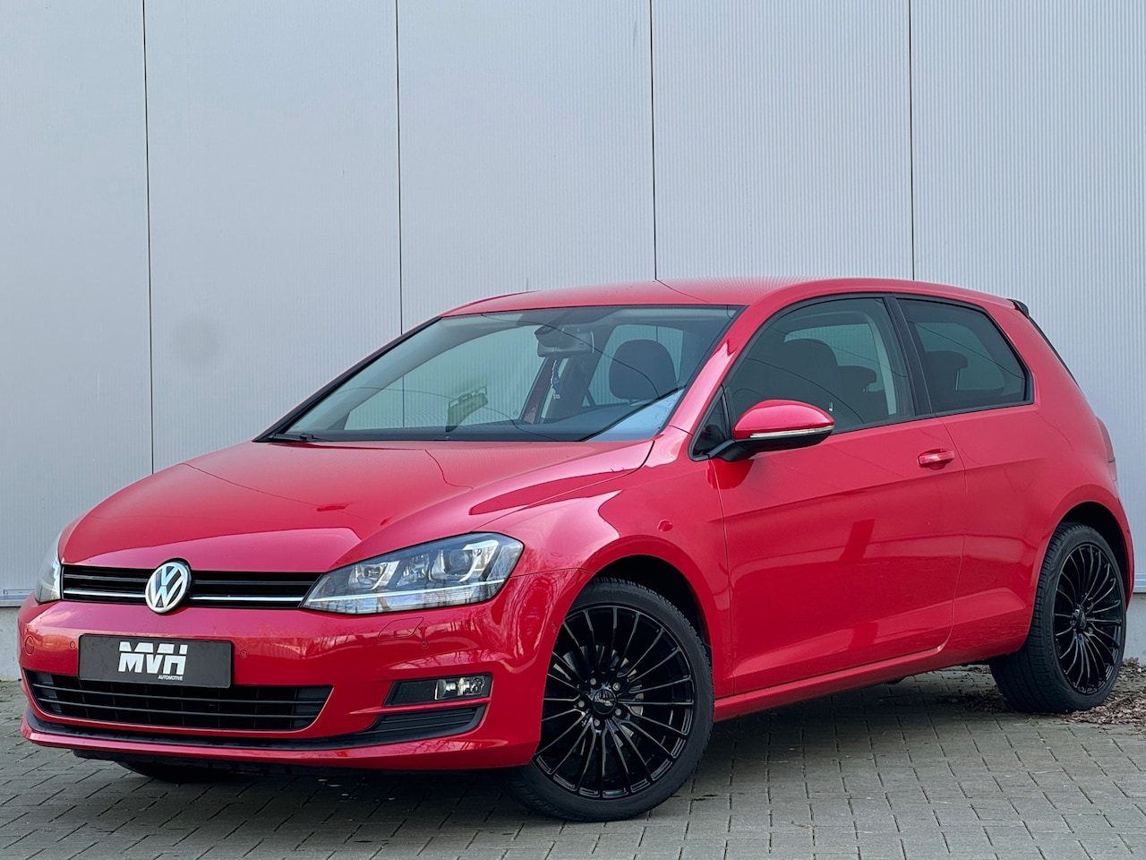 Volkswagen Golf - 1.2 TSI Trendline - Clima - 18 Inch - 3DRS - MF Stuur - PDC - AutoWereld.nl