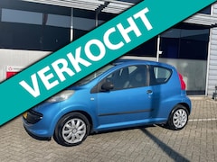 Peugeot 107 - 1.0-12V XR / 1e eigenaar