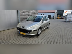 Peugeot 307 - 1.6-16V XT