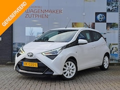 Toyota Aygo - X-PLAY AIRCO CAMERA LED-DAGRIJ EL-RAMEN USB AUDIO-STUURWIELBEDIENING NL-AUTO