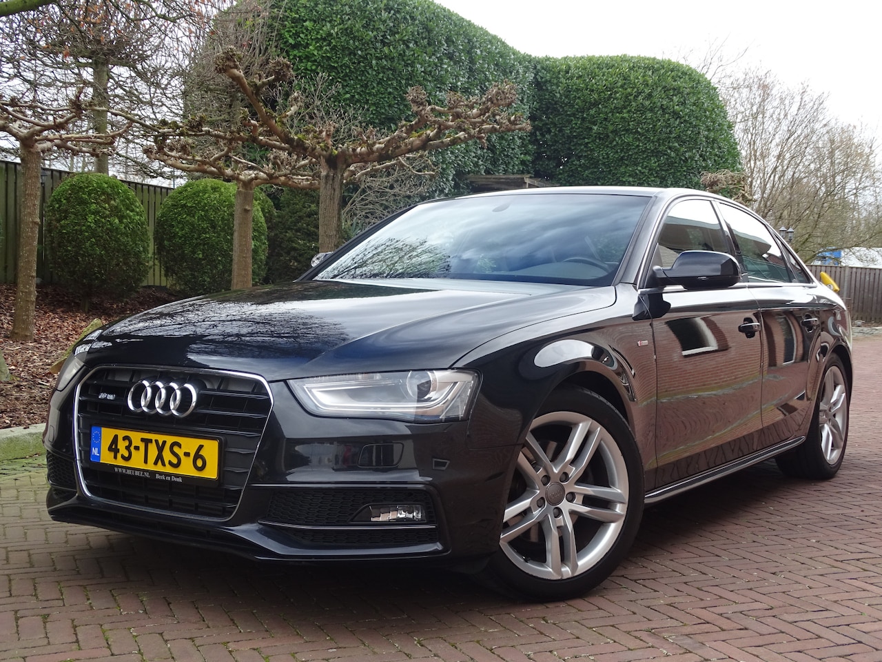 Audi A4 Limousine - 1.8 TFSI S-line Pro Autom. Trekhaak i.z.g.st - AutoWereld.nl