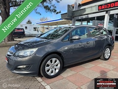 Opel Astra Sports Tourer - 1.4 goed onderhouden