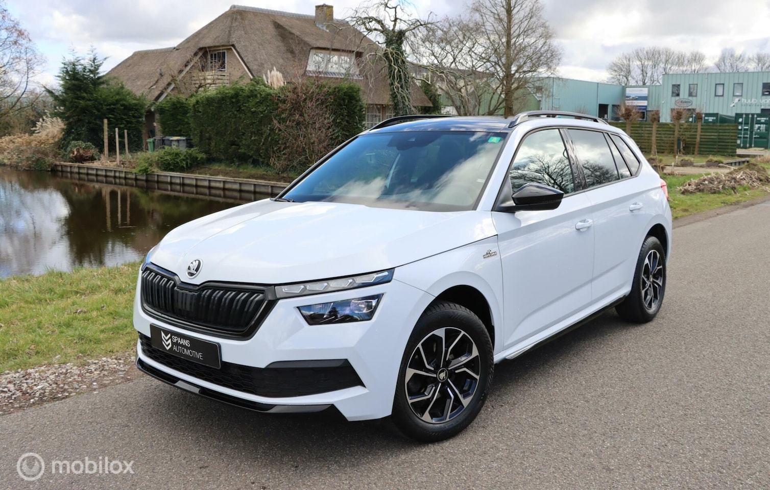 Skoda Kamiq - 1.0 TSI Monte Carlo / Pano / Navi / Camera - AutoWereld.nl