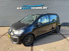 Volkswagen Up! - 1.0 BMT move up 5 DEURS/ BLUETOOTH/ LED VERL