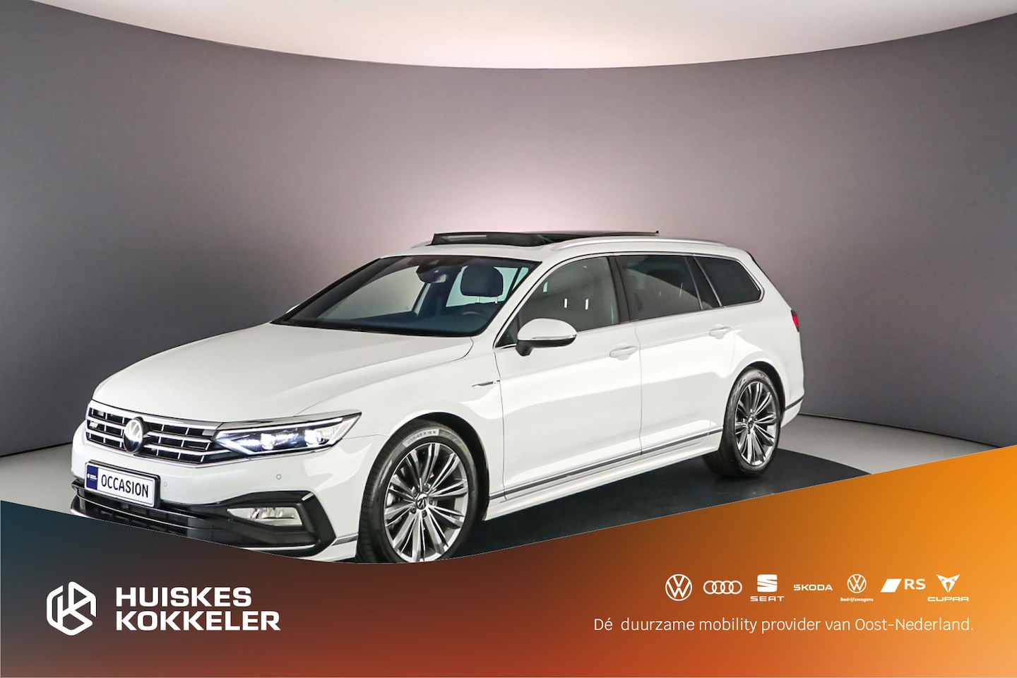 Volkswagen Passat Variant - R-Line Business 1.5 TSI 150pk DSG Automaat Panoramadak, Lederen bekleding, Achteruitrijcam - AutoWereld.nl