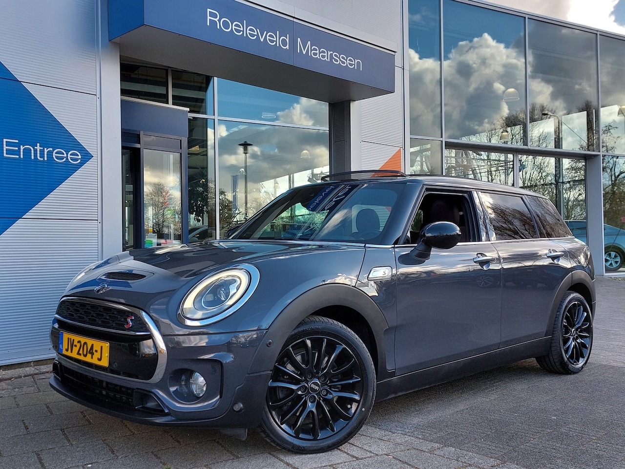 MINI Clubman - 2.0 Cooper S 192pk Automaat Chili | Origineel NL | Navi | Clima | Adap. Cruise | Panorama - AutoWereld.nl