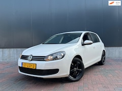 Volkswagen Golf - 1.4 TSI Comfortline * Navi * Cruise * Trekhaak * Climate