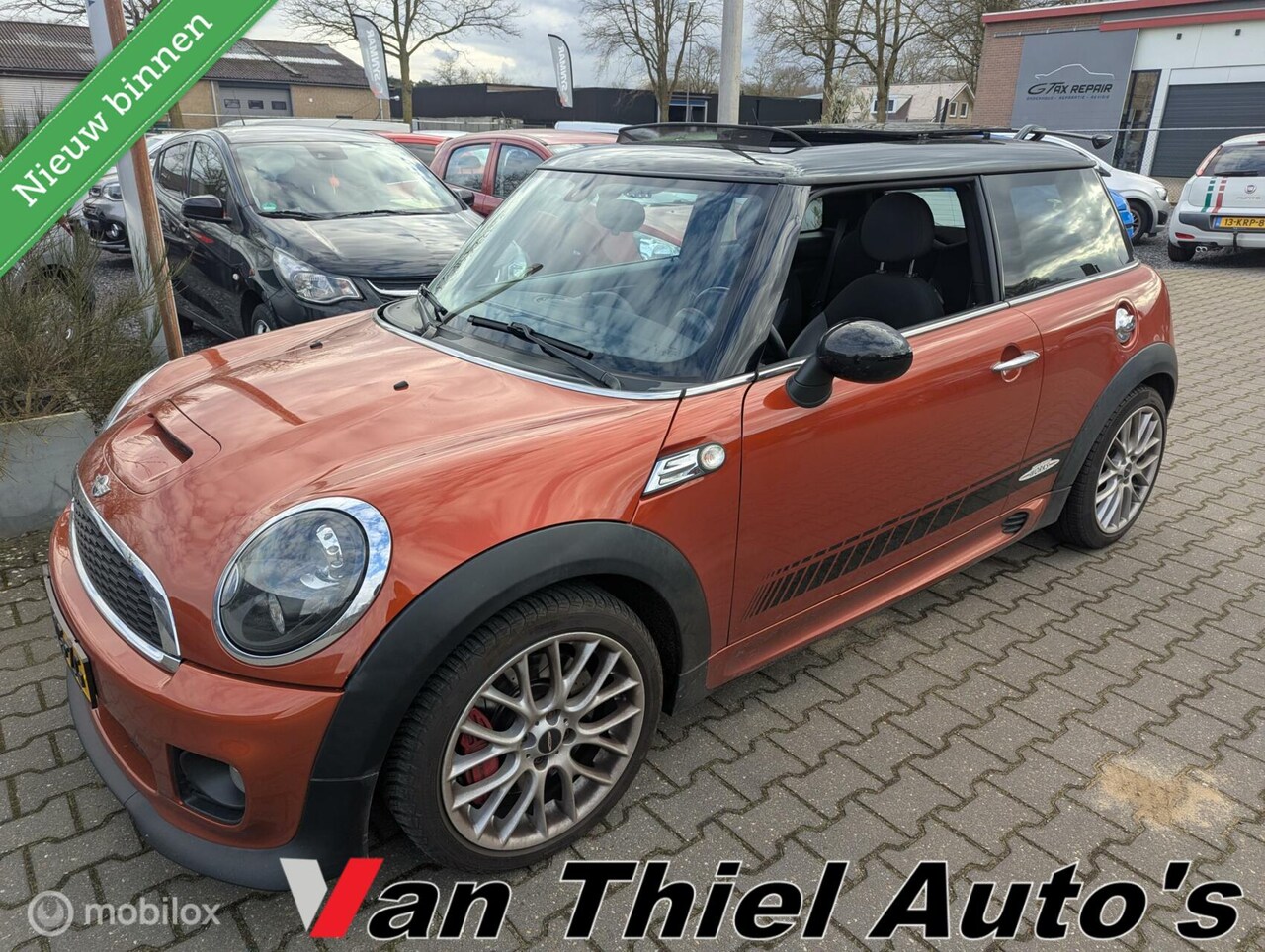 MINI John Cooper Works - Mini 1.6 navi cruis halfleder pano - AutoWereld.nl