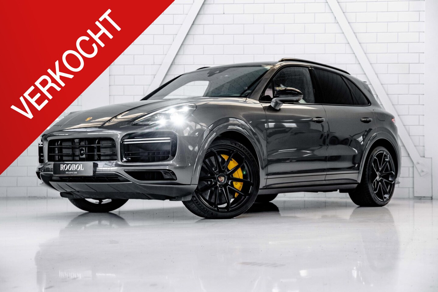 Porsche Cayenne - 4.0 Turbo S E-Hybrid l Capristo l Sport Design l Entertainment - AutoWereld.nl