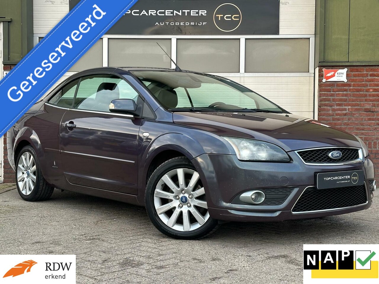 Ford Focus Coupé-Cabriolet - 2.0 Titanium/LEER/STOELV/APK/NAP - AutoWereld.nl