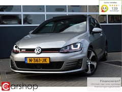 Volkswagen Golf - 2.0 TSI GTI Performance | Handgeschakeld | Dealer onderhouden | Pano | Leder | Met 12 maan