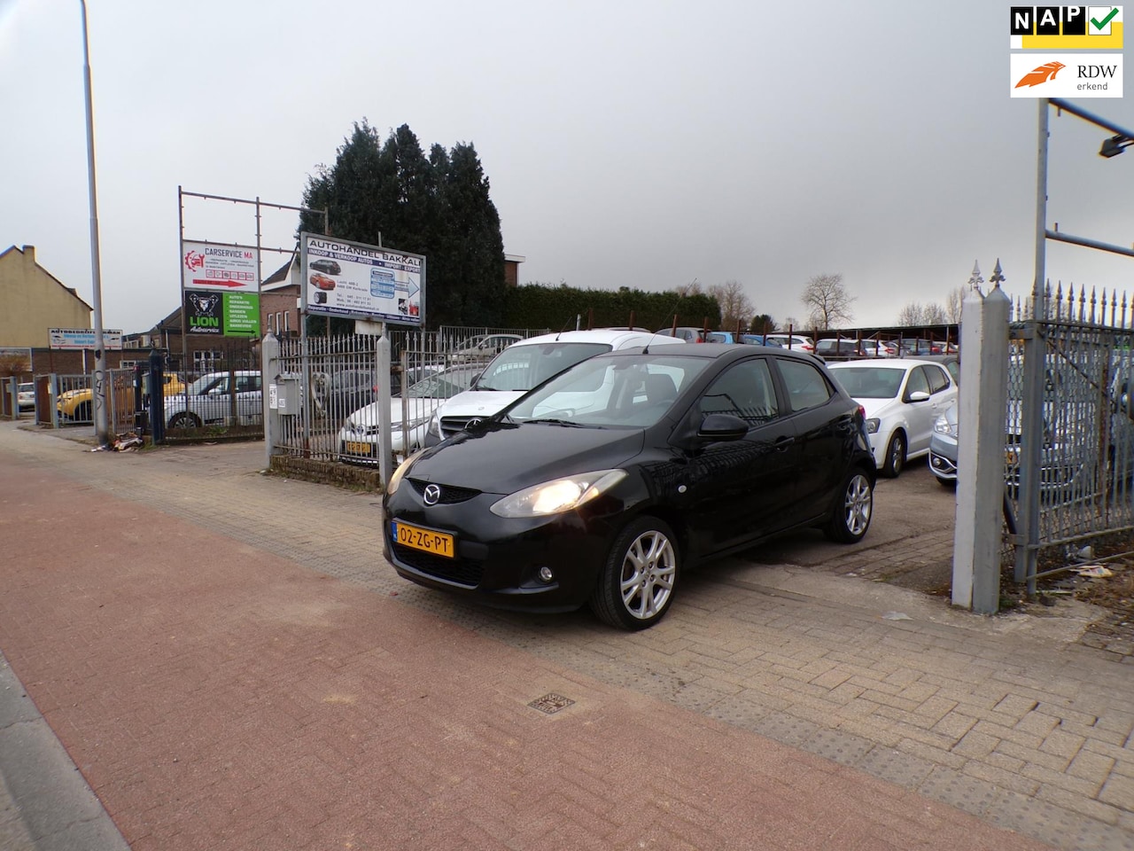 Mazda 2 - 1.3hp S-VT Executive 1.3hp S-VT Executive - AutoWereld.nl