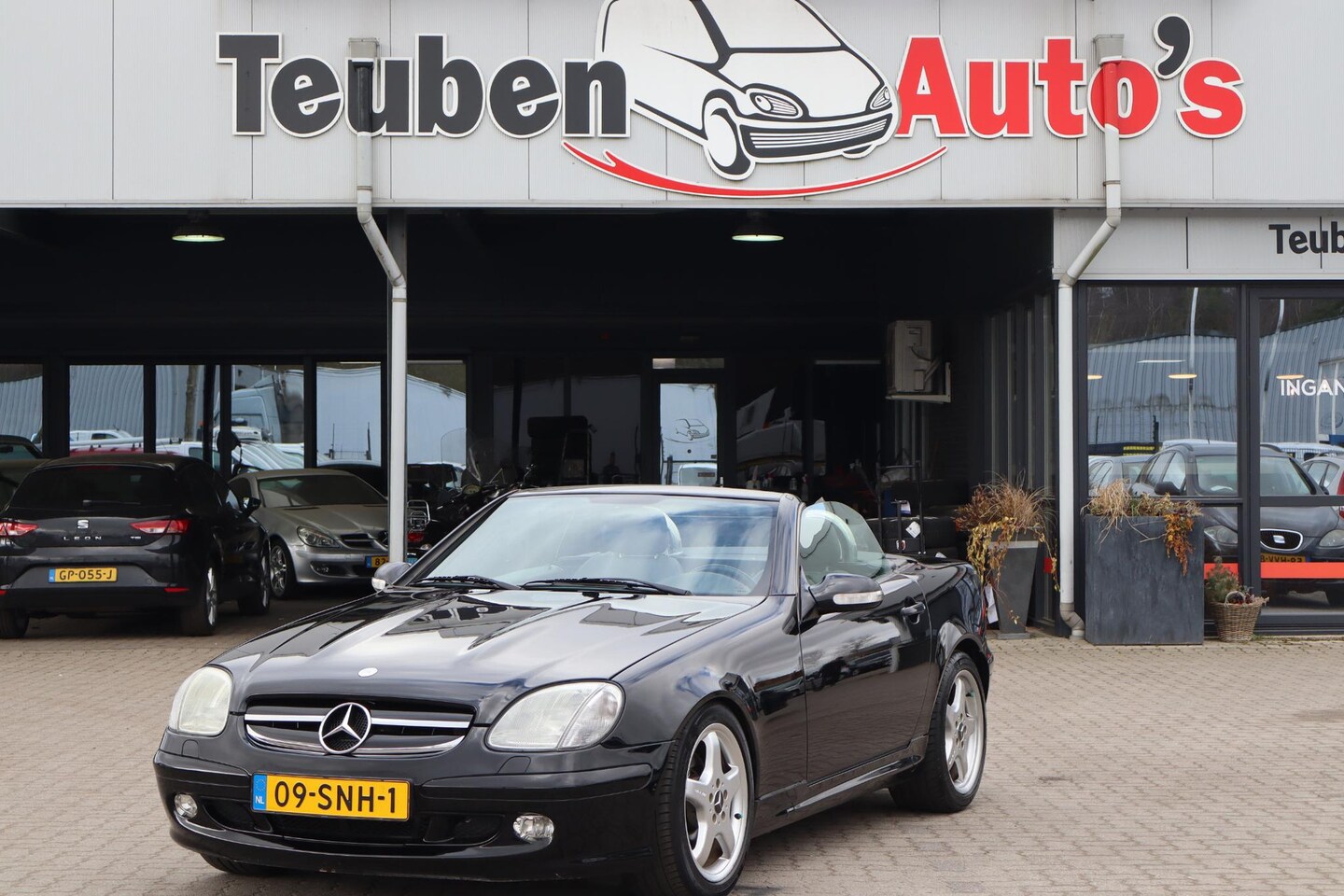 Mercedes-Benz SLK-klasse - 320 Final Edition Airco, Lederen interieur, Cruise control, 6 Cilinder - AutoWereld.nl