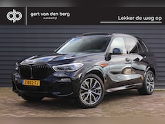 BMW X5 - xDrive45e - M SPORT - LUCHTVERING - PANODAK - HEAD UP - SOFTCLOSE - LASER - H&K