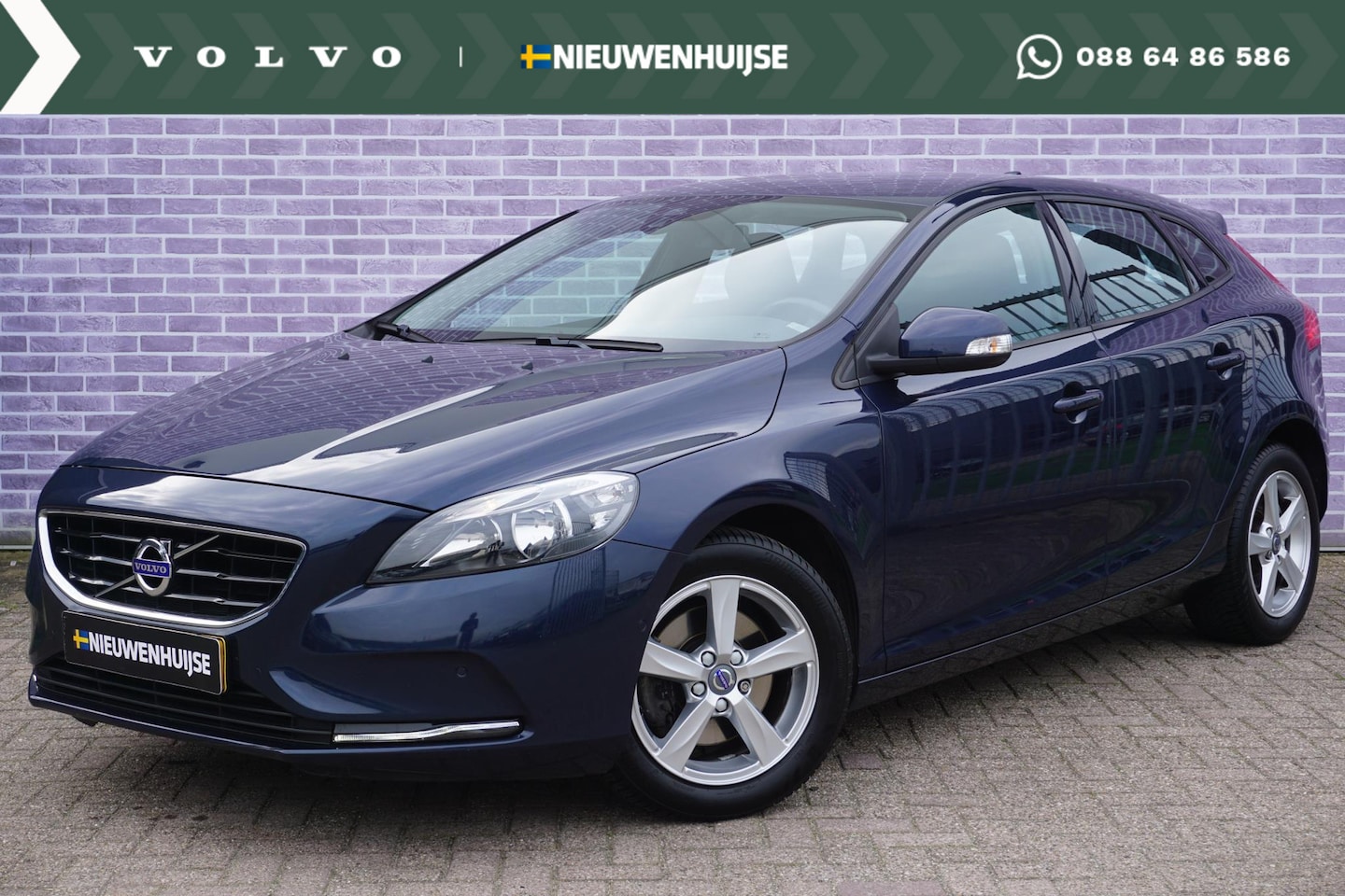 Volvo V40 - 1.6 T4 Kinetic | Auto Parking | Navigatie | High Performance audio | Parkeersensoren v+a | - AutoWereld.nl