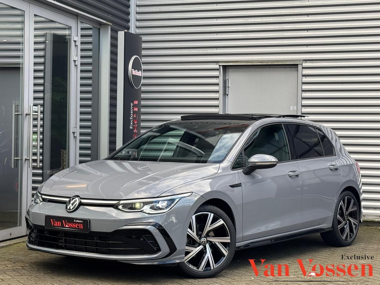 Volkswagen Golf - 1.5 eTSI 3X R-Line|Pano|HUD|H&K|IQ Light|Sfeer|Camera|Carplay|Navi| - AutoWereld.nl