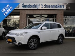 Mitsubishi Outlander - 2.0 PHEV instyle CAMERA LEER SCHUIFDAK 18"LMV NAVI STOELVERWARMING STOEL/LAADKLEP-ELEKTRIS