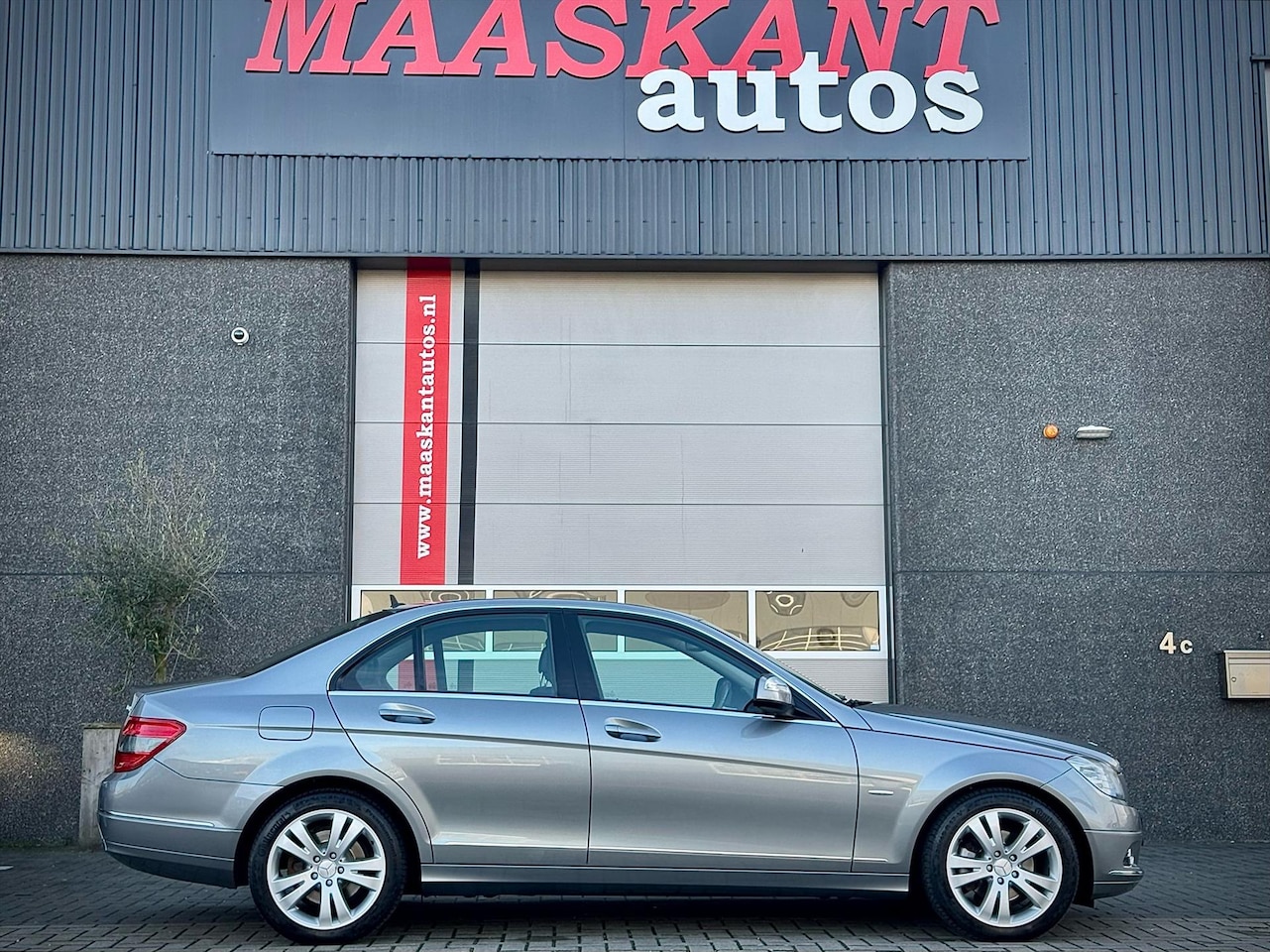 Mercedes-Benz C-klasse - C200 Kompressor / Avantgarde / Aut / 1st owner / Ecc / Cruise / 100% Mercedes serviced / O - AutoWereld.nl