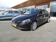 Volvo V40 - 2.0 T3 Nordic+