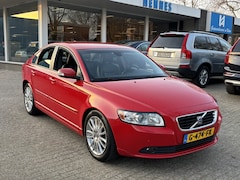 Volvo S40 - 2.5 T5 230pk Keyless Leder Xenon