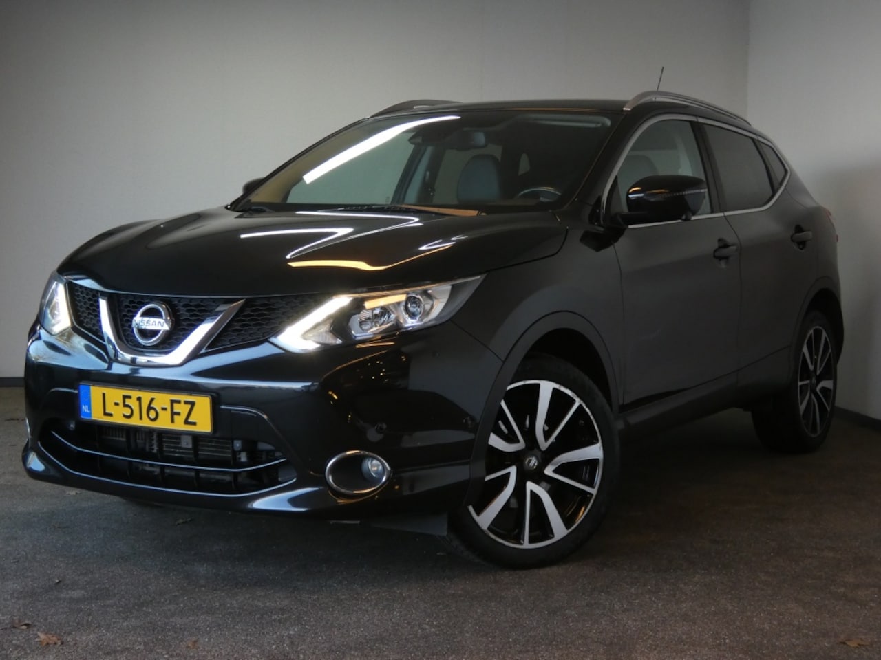 Nissan Qashqai - 1.2 Tekna Nwe APK airco Automaat - AutoWereld.nl