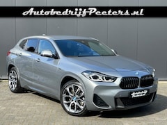 BMW X2 - xDrive25e M Sport LED Navi Camera HUD ACC Carplay Sfeerlicht