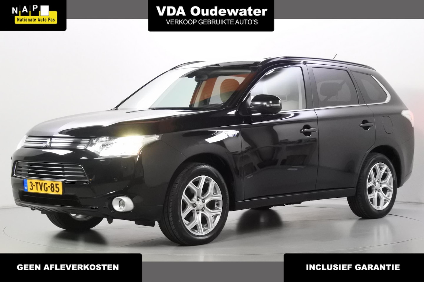 Mitsubishi Outlander - 2.0 PHEV instyle 2.0 PHEV Instyle - AutoWereld.nl