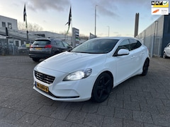 Volvo V40 - 1.6 D2 Momentum