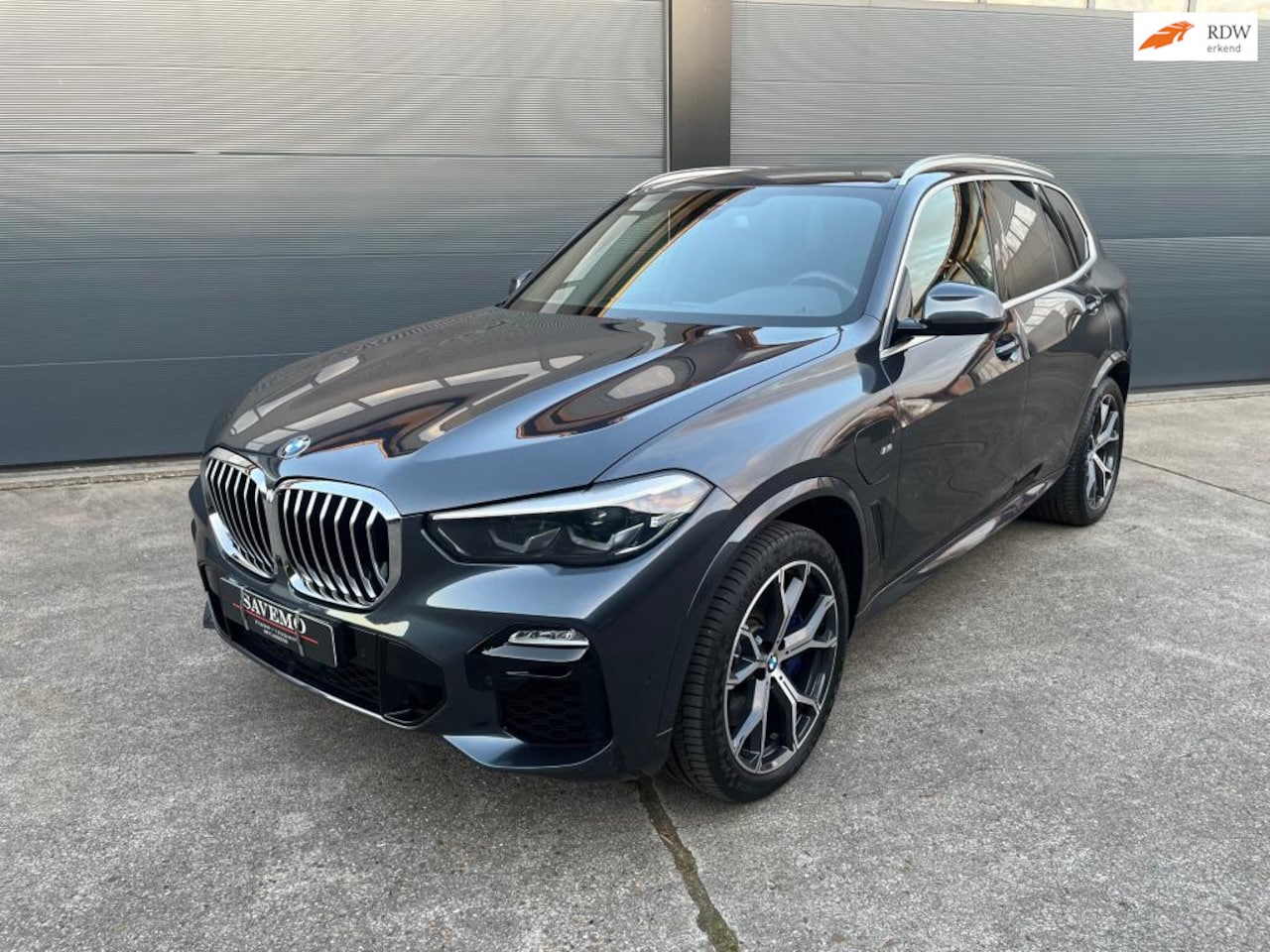 BMW X5 - XDrive45e High Executive Panoramadak / Elektrische trekhaak / M-Pakket - AutoWereld.nl