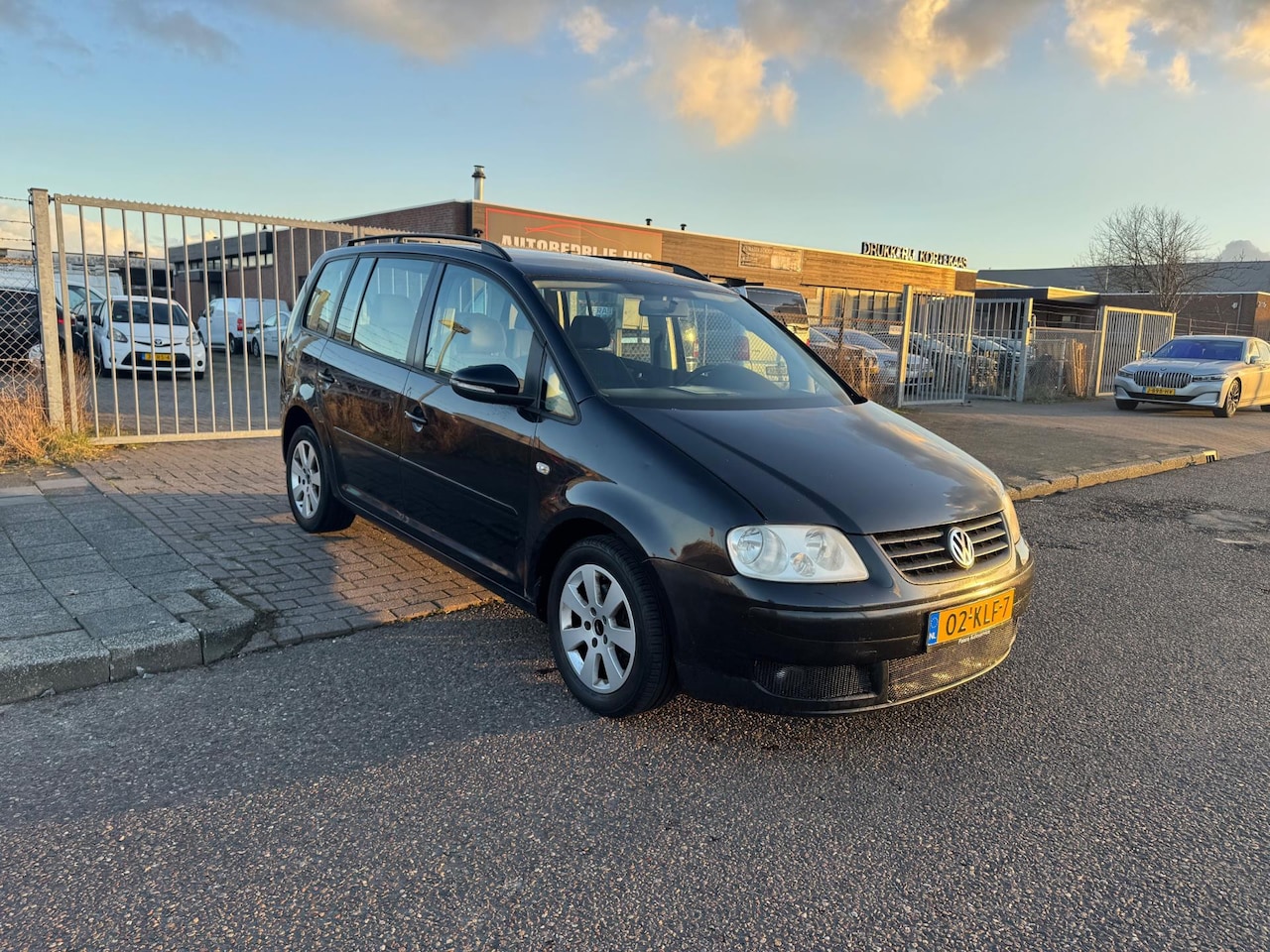 Volkswagen Touran - 1.9 TDI DSG-AUTOMAAT - AutoWereld.nl