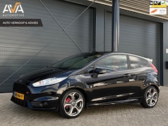 Ford Fiesta - 1.6 ST2 Camera, Stoelverwarm., Climate, Keyless, Voorruitverw