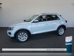 Volkswagen T-Roc - 1.5 TSI 150pk 7-DSG Style Business