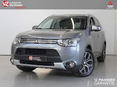 Mitsubishi Outlander - 2.0 PHEV Limited Edition X-Line | Trekhaak | Standkachel | Dealer onderhouden | Rijklaarpr