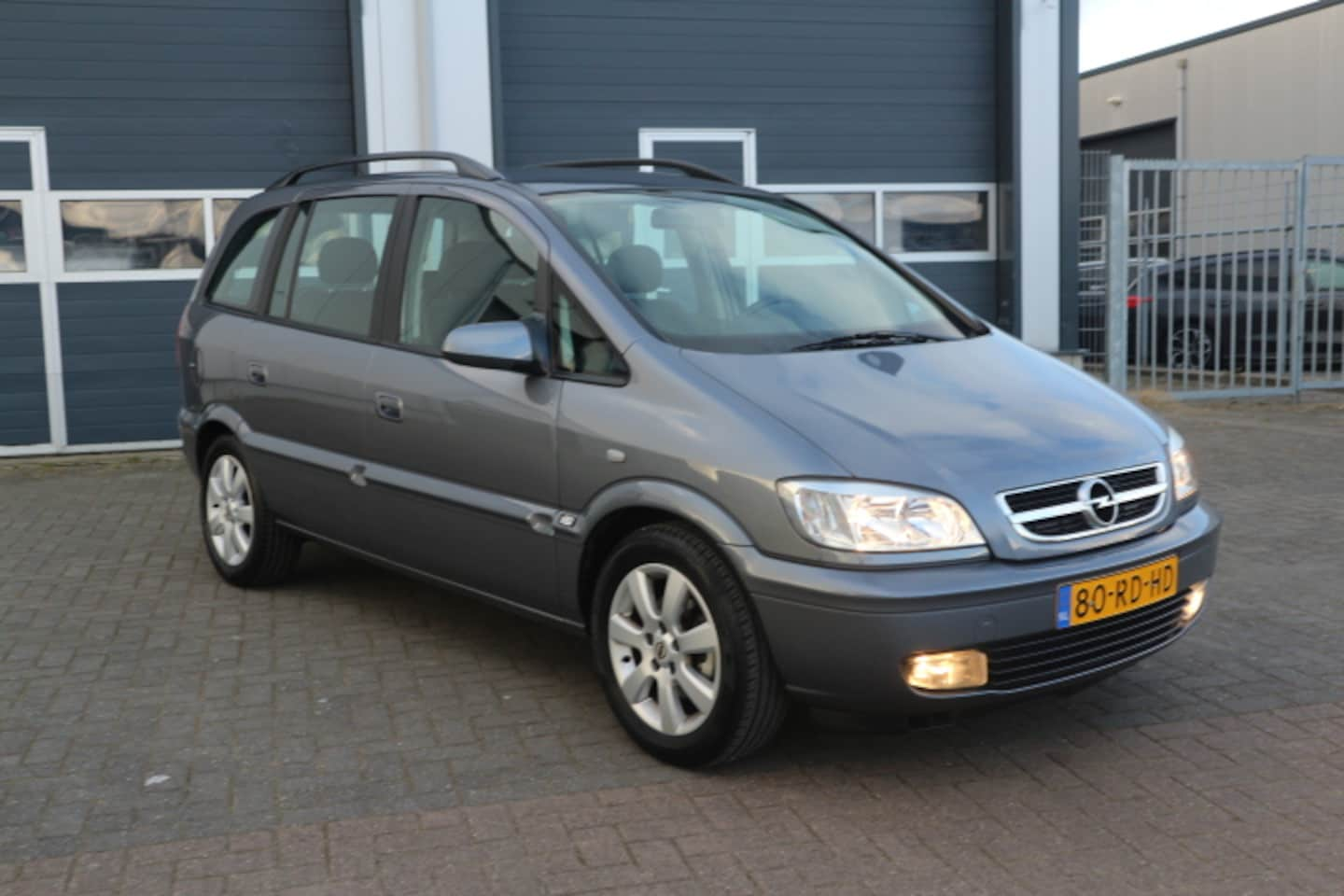 Opel Zafira - 1.6-16V Maxx UNIEK - AutoWereld.nl