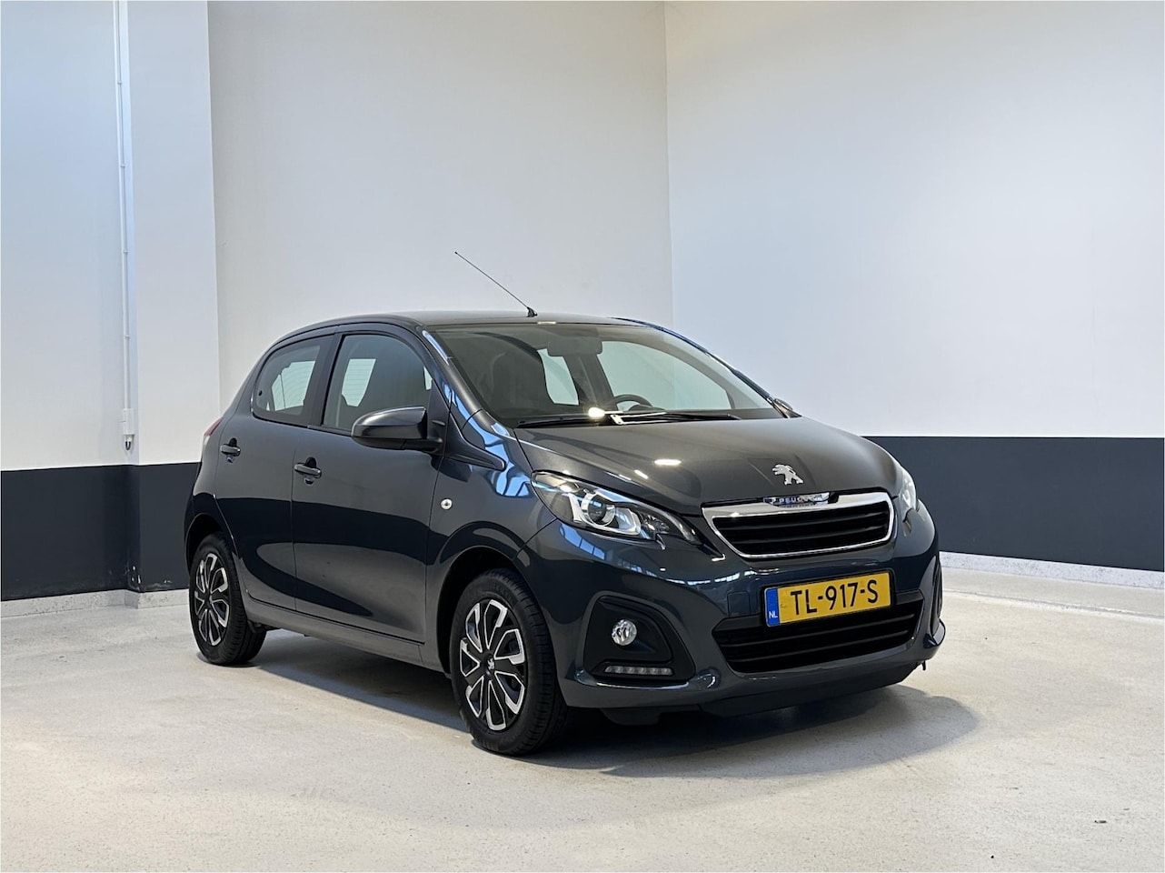 Peugeot 108 - 1.0 e-VTi Active | NL | LED | 5-DRS | Bluetooth | Airco | CV | 2 EIg| - AutoWereld.nl