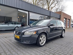 Volvo V50 - 1.8 Sport Navi 17 Inch Spoiler Telefoon Electrische verstelbare stoel High Perfomance Soun