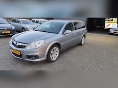 Opel Vectra Wagon - 1.8-16V Executive clima/navi