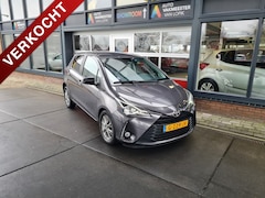 Toyota Yaris - 1.5 VVT-i 111pk Autom. Dynamic Navi Camera All-in prijs + 12 Mnd Garantie