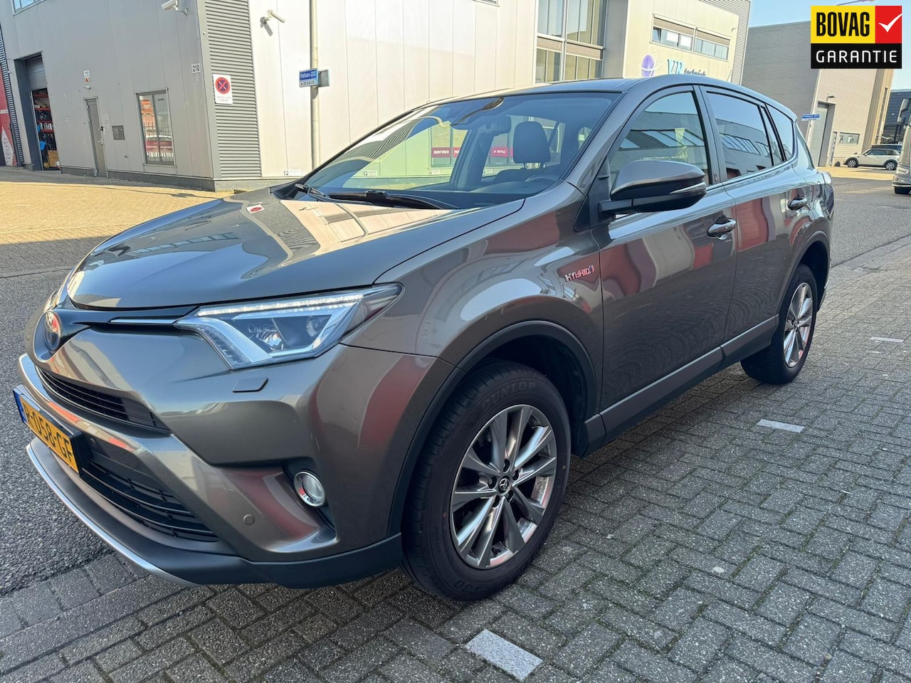 Toyota RAV4 - 2.5 Hybrid Energy Plus 2.5 Hybrid Energy Plus - AutoWereld.nl